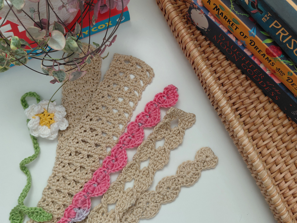 Bookmark - 100% cotton - crochet hand made page saver - great teacher appreciation gift