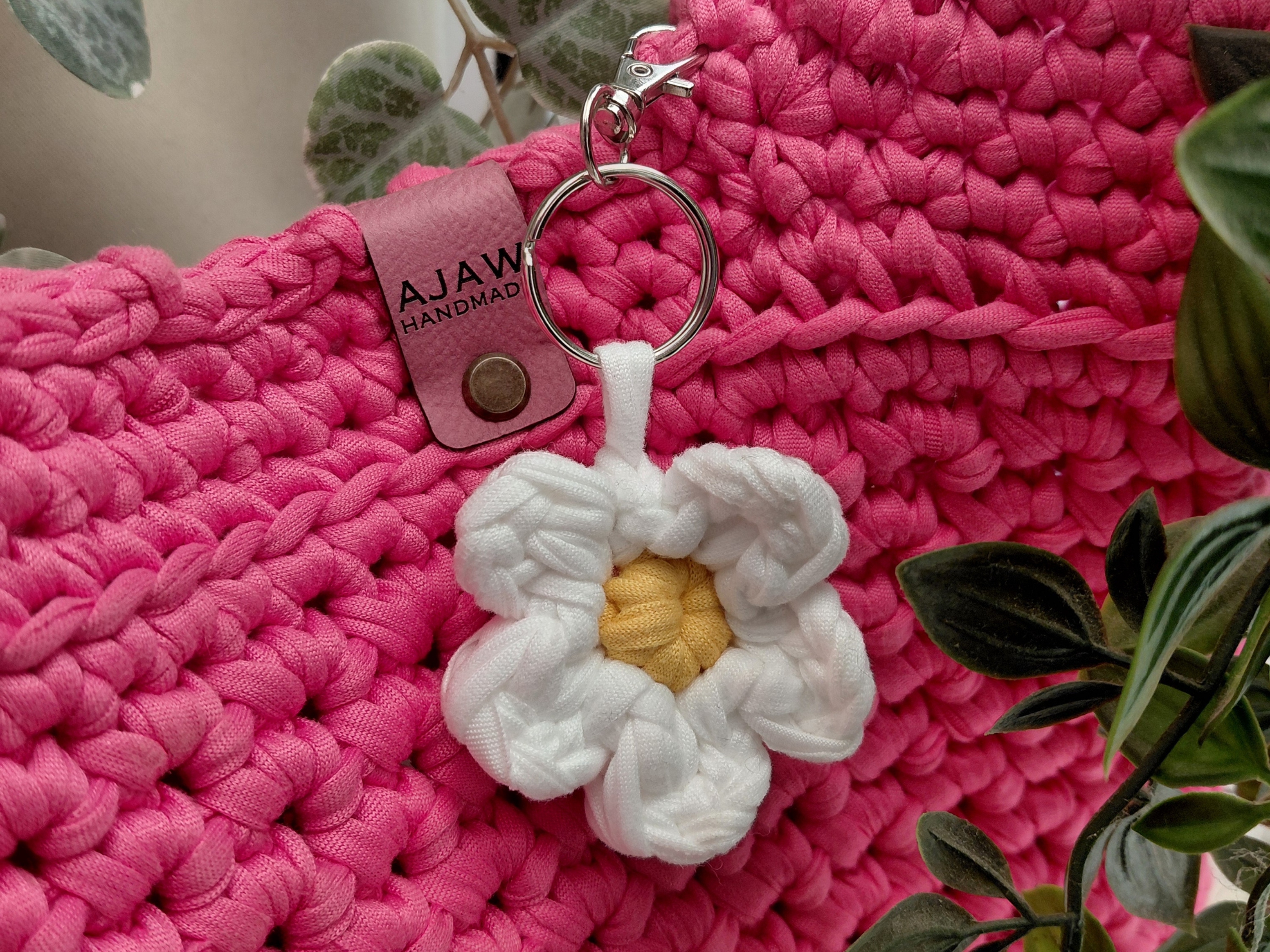 Crochet Daisy Keyring & Bag Charm | Handmade Small Gift