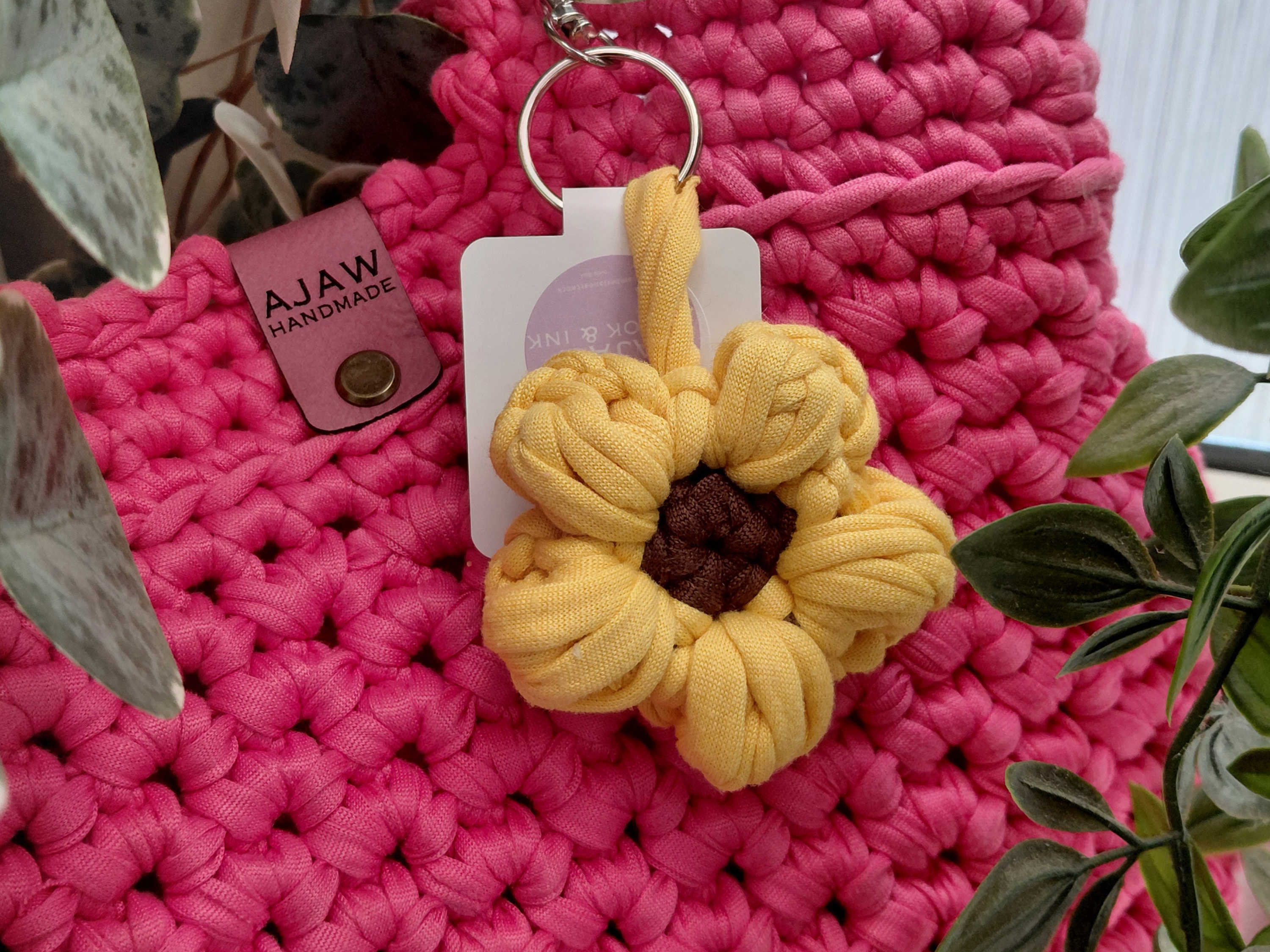 Crochet Daisy Keyring & Bag Charm | Handmade Small Gift